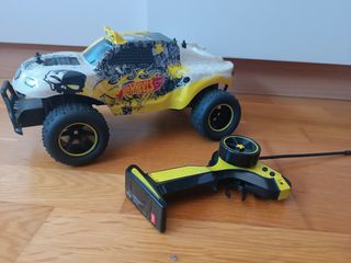 Coche teledirigido hotwheels