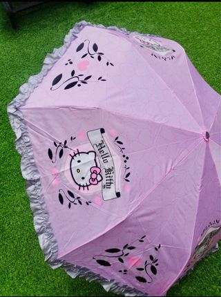Paraguas de Hello Kitty Nuevo con etiquetas.