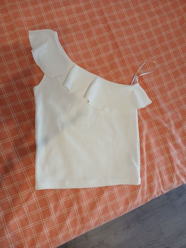 Camiseta asimétrica blanca