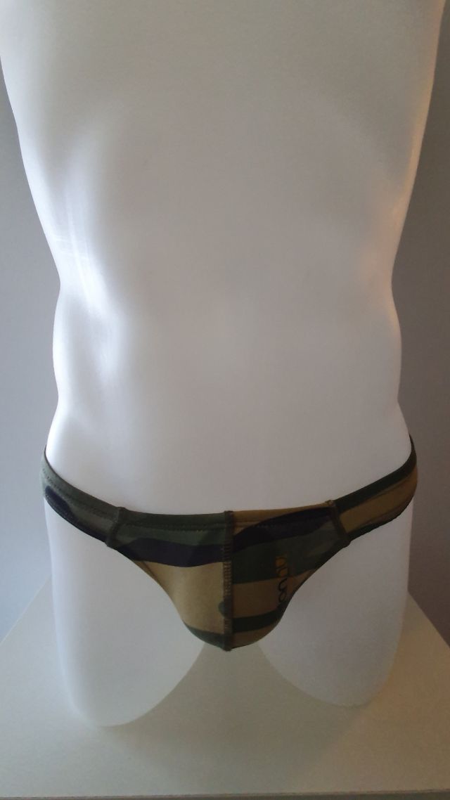 Tanga camuflaje hombre
