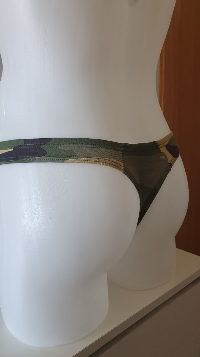 Tanga camuflaje hombre
