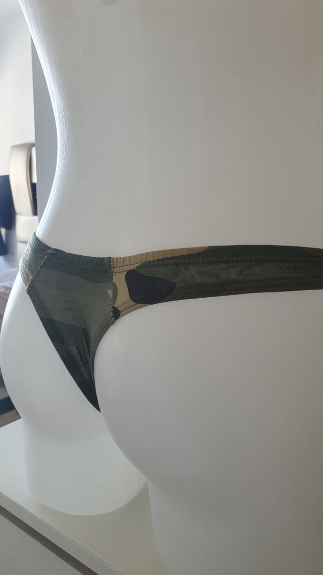 Tanga camuflaje hombre