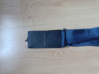 Corbata azul marca diffney