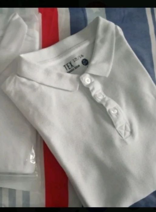 Polos blancos uniforme talla 11