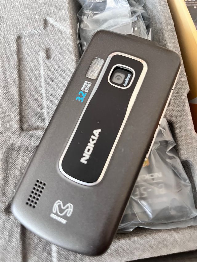 Nokia 6210 Navigator