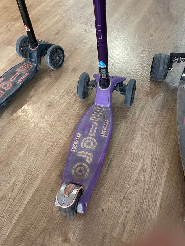 Patinetes micro, niños y adulto