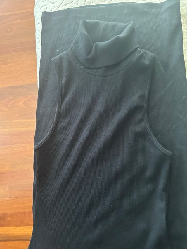 Vestido negro de Zara