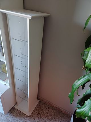 Torre porta CDs