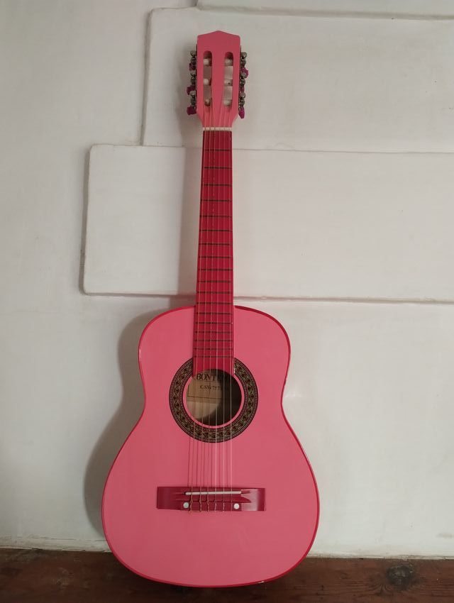 Guitarra infantil