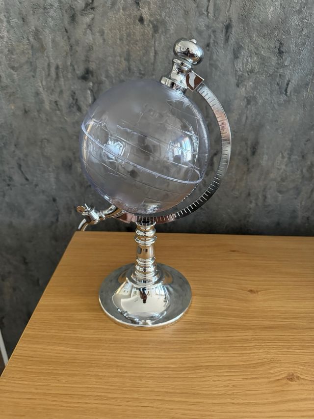 dispensador de bebidas bola del mundo