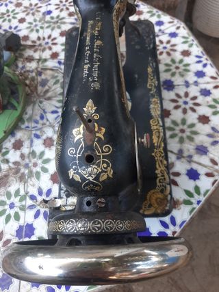 Maquina coser SINGER