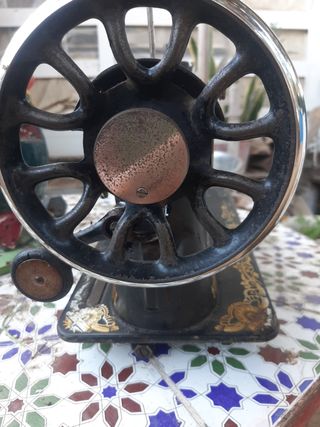 Maquina coser SINGER