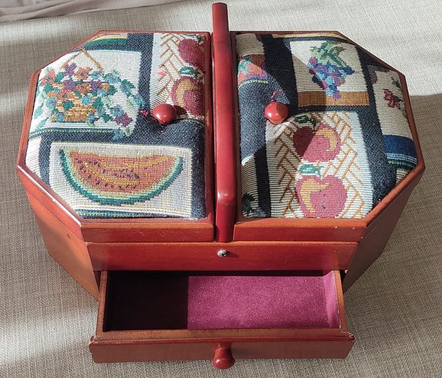 Guarda Jóias em madeira