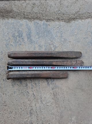 CUÑAS DE HIERRO 