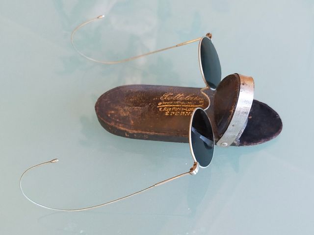 Gafas de sol vintage antiguas