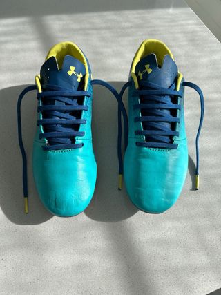 Botas de fútbol, rugby talla 35,5 Under Armour