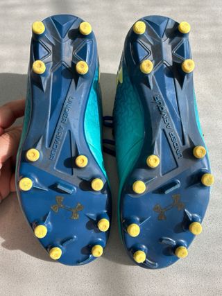 Botas de fútbol, rugby talla 35,5 Under Armour