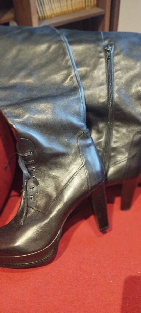 Botas Altas piel Cuissard negro.