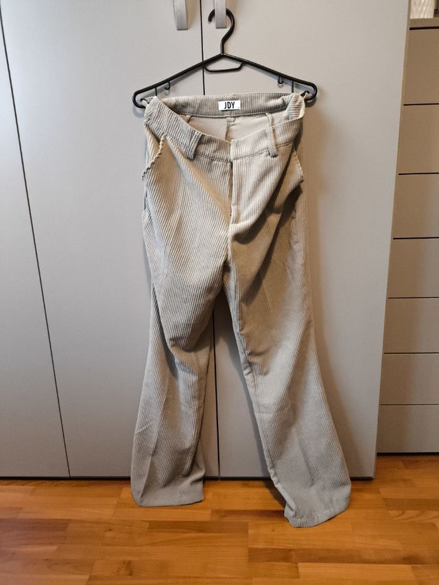 Pantaloni ragazza