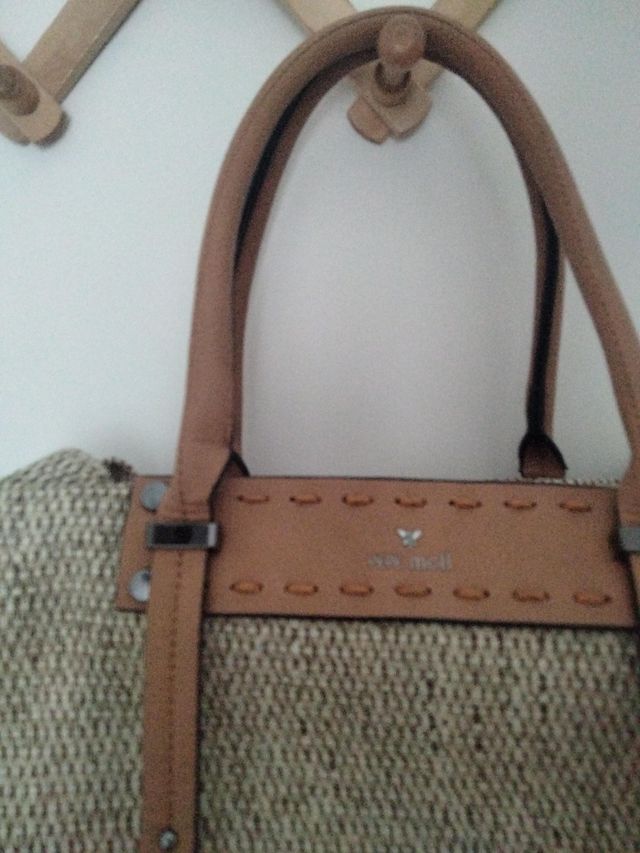 Bolso de mano rafia camel nuevo