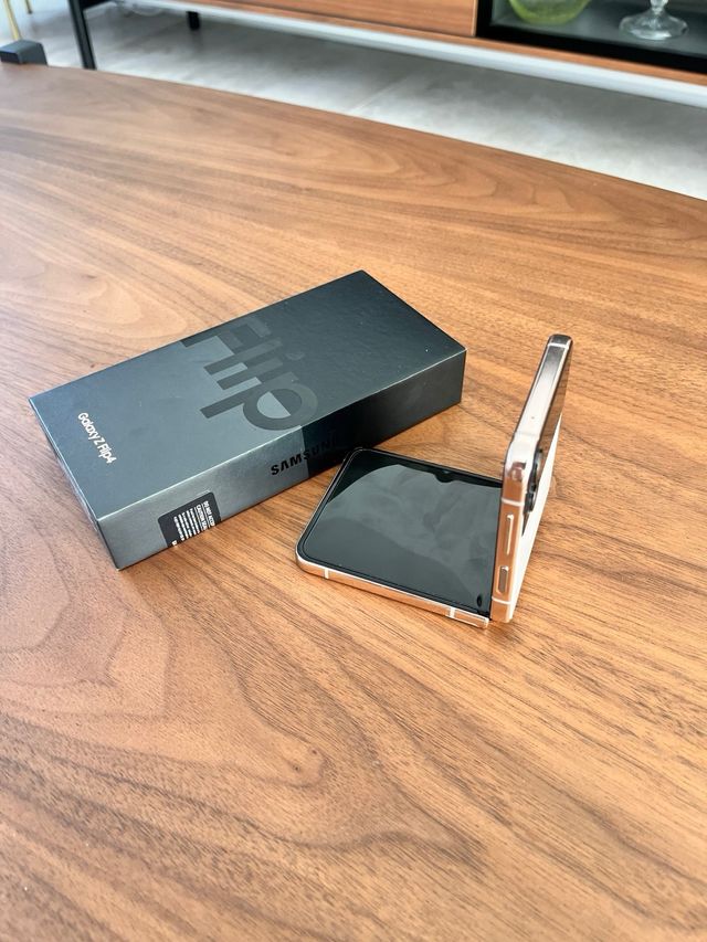 Movil Samsung Galaxy Z Flip 4