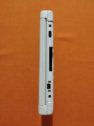 Nintendo 3DS XL bianco con scatola