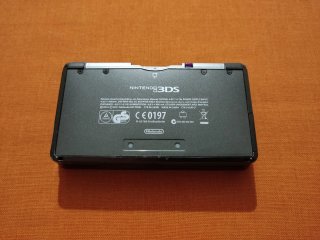 Nintendo 3DS nero con scatola