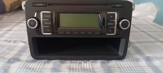 Radio coche volkswagen Golf 2010