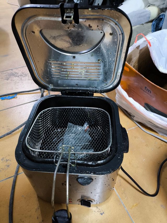 Freidora de aceite 2,5litros