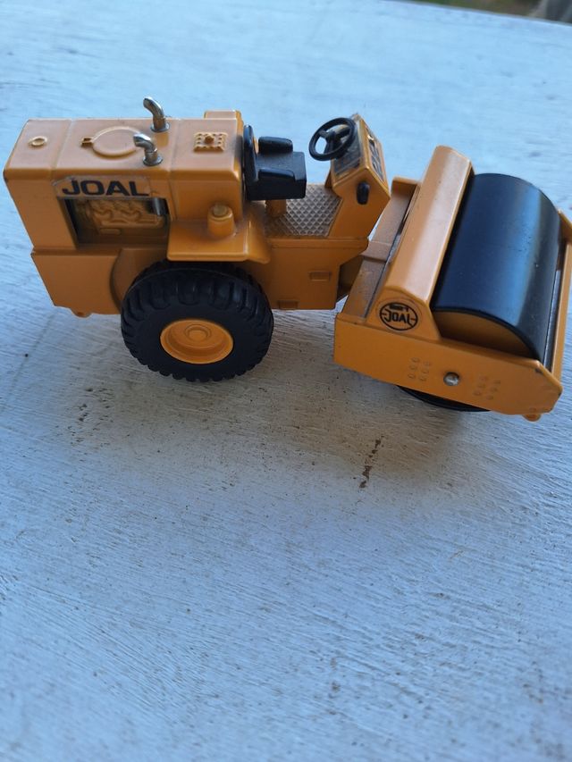 Apisonadora metálica