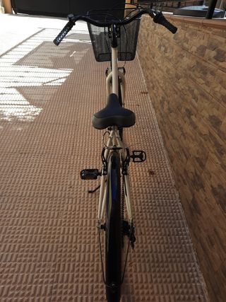 Bicicleta paseo Fairway B-Pro blanca