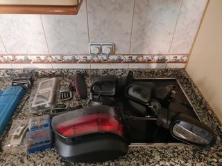 LOTE DE PIEZAS DE COCHE