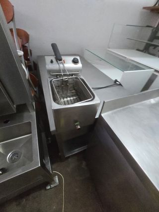 631213000 deja wasap freidora industrial ele