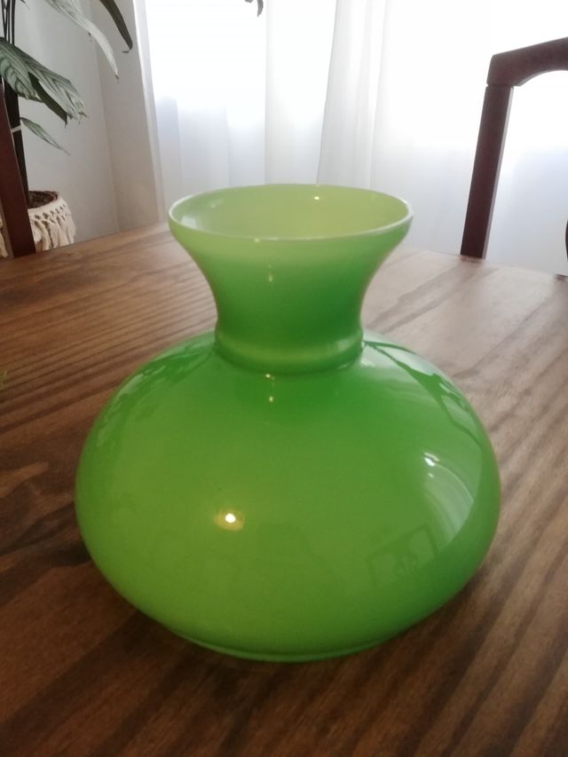 Tulipa lámpara opalina verde vintage