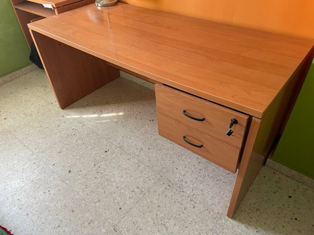 Escritorio + mesa ordenador