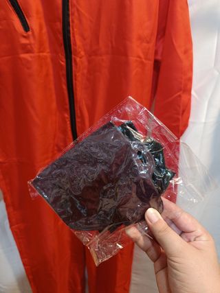 Disfraz La casa de papel Adulto + Rifle + Mascara