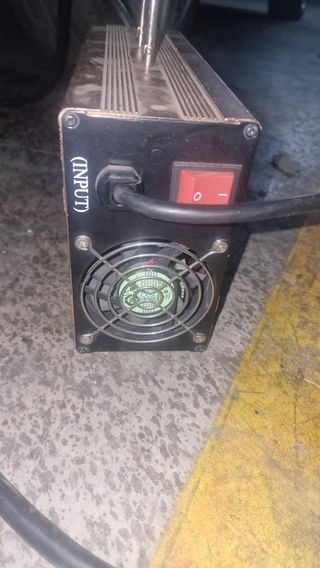 Cargador de baterías Vmoto electrica