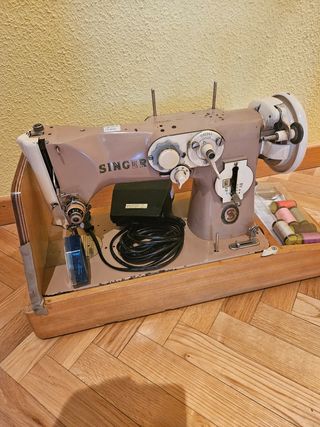 Máquina de coser Singer