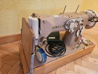 Máquina de coser Singer