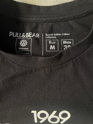Dos camisetas negras