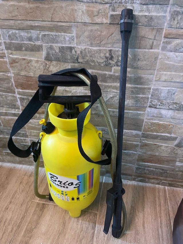 Vendo maquina para furmigar 