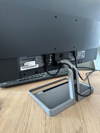 Monitor Lenovo 27 pulgadas 