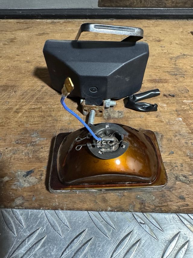 Focos (2) homologados Todoterreno ou Caminhão 9 €