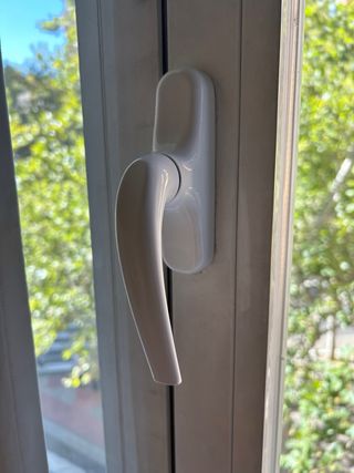 Manivela ventana aluminio