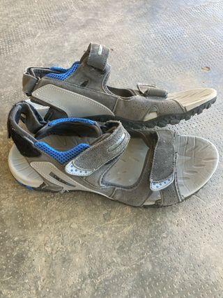 Sandalias cangrejeras hombre