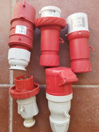 Petacas trifásicas industriales 
