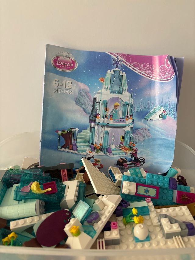 Lego frozen