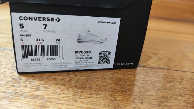 Converse 37'5