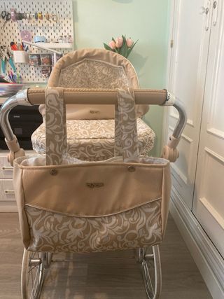 Carrito muñecas reproduccion Bytax