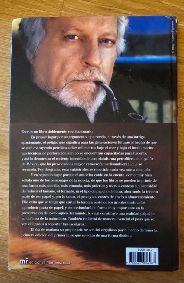 Libro El mar en llamas, Alberto Vázquez-Figueroa.